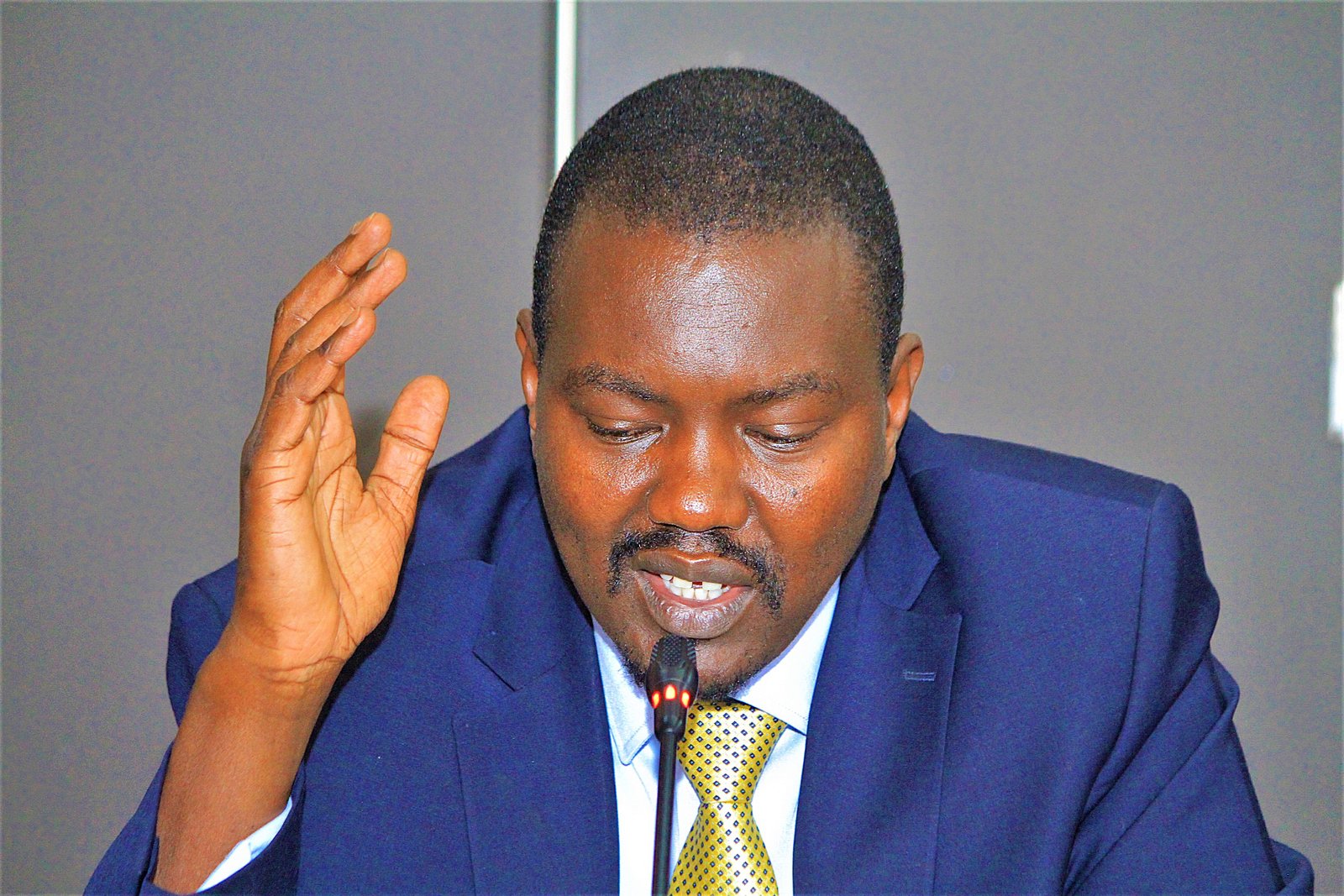 Jackson Mandago - 12