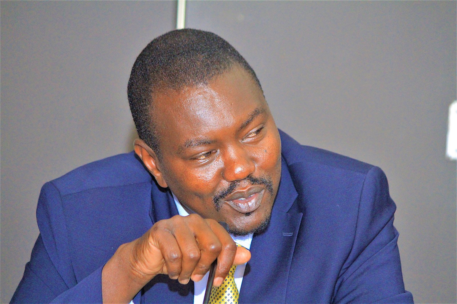 Jackson Mandago - 16