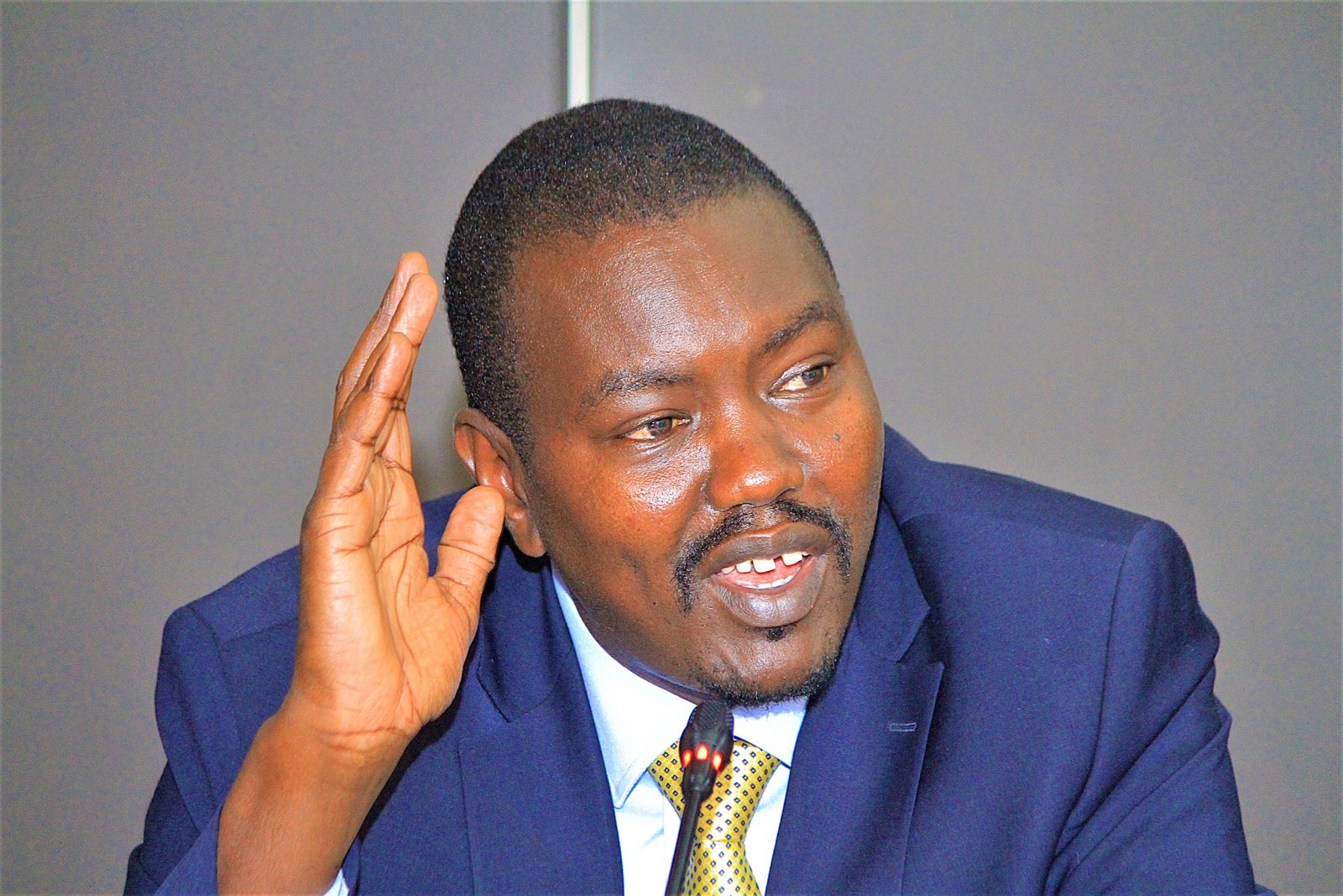 Jackson Mandago - 18