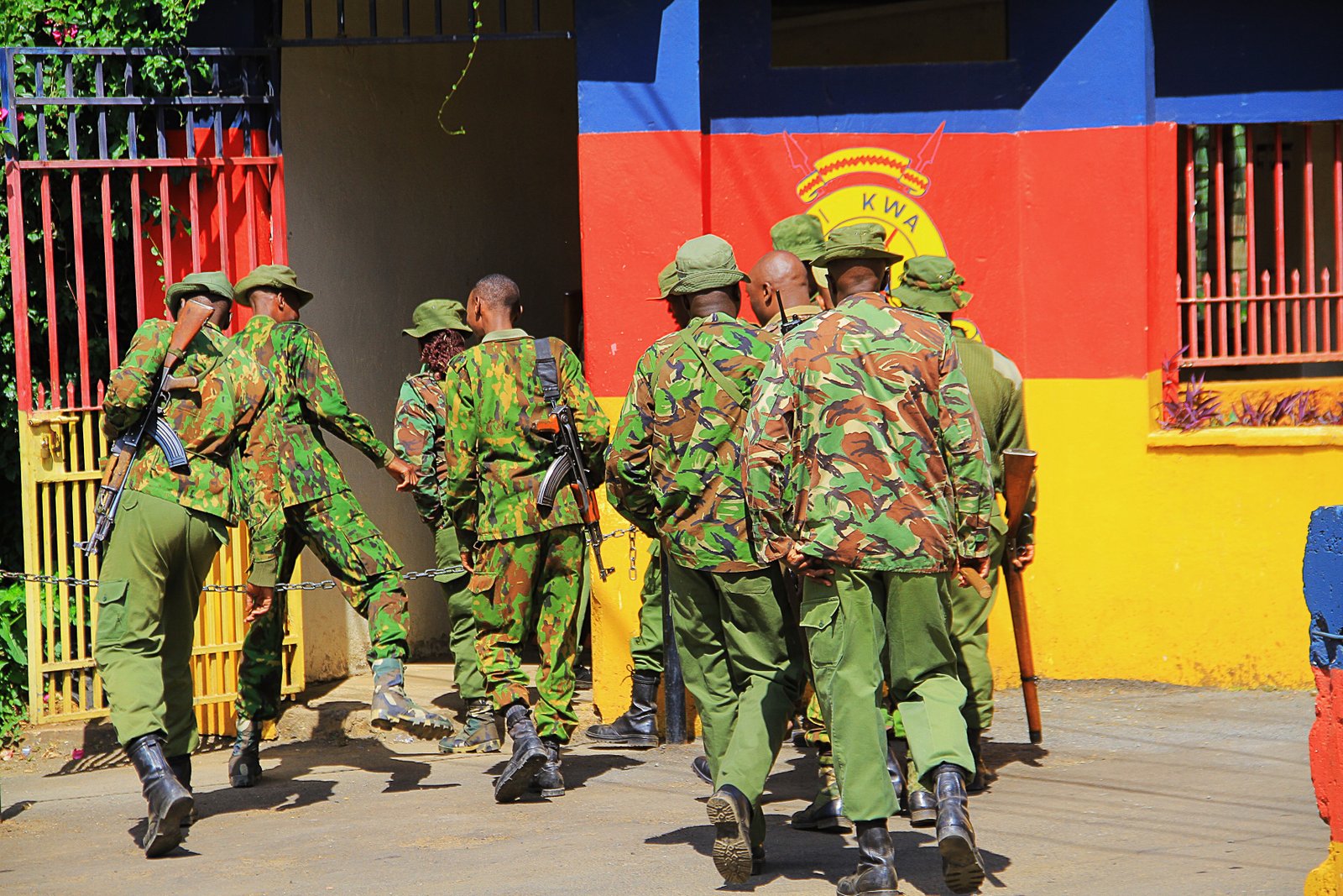 Police officers - 11