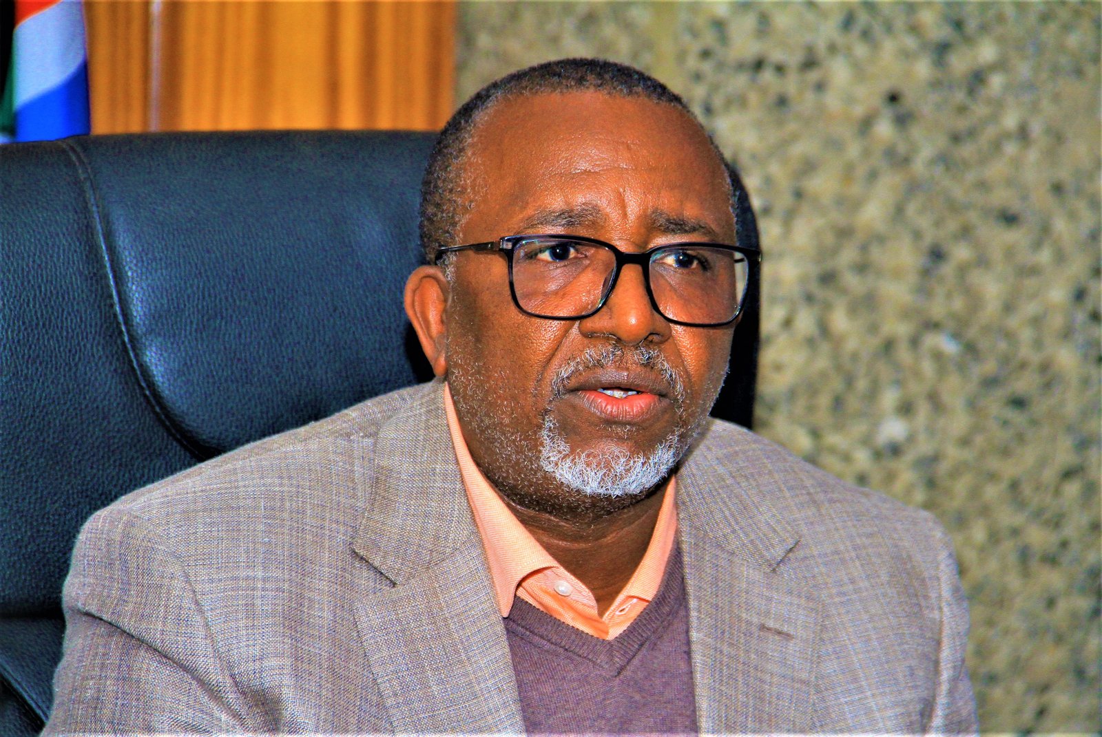 Mithika Linturi - 14