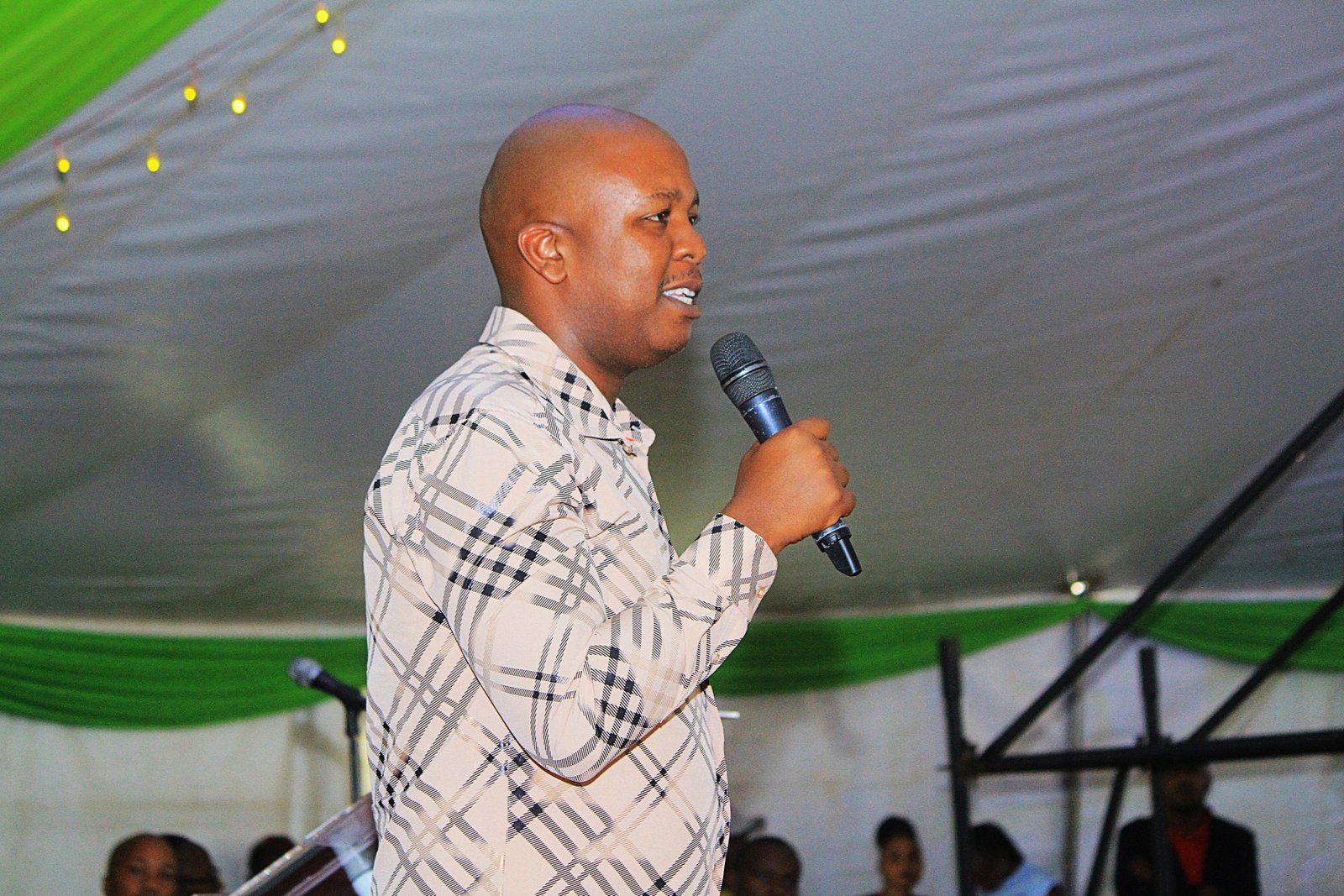 Mark Mwenje Muriithi - 8