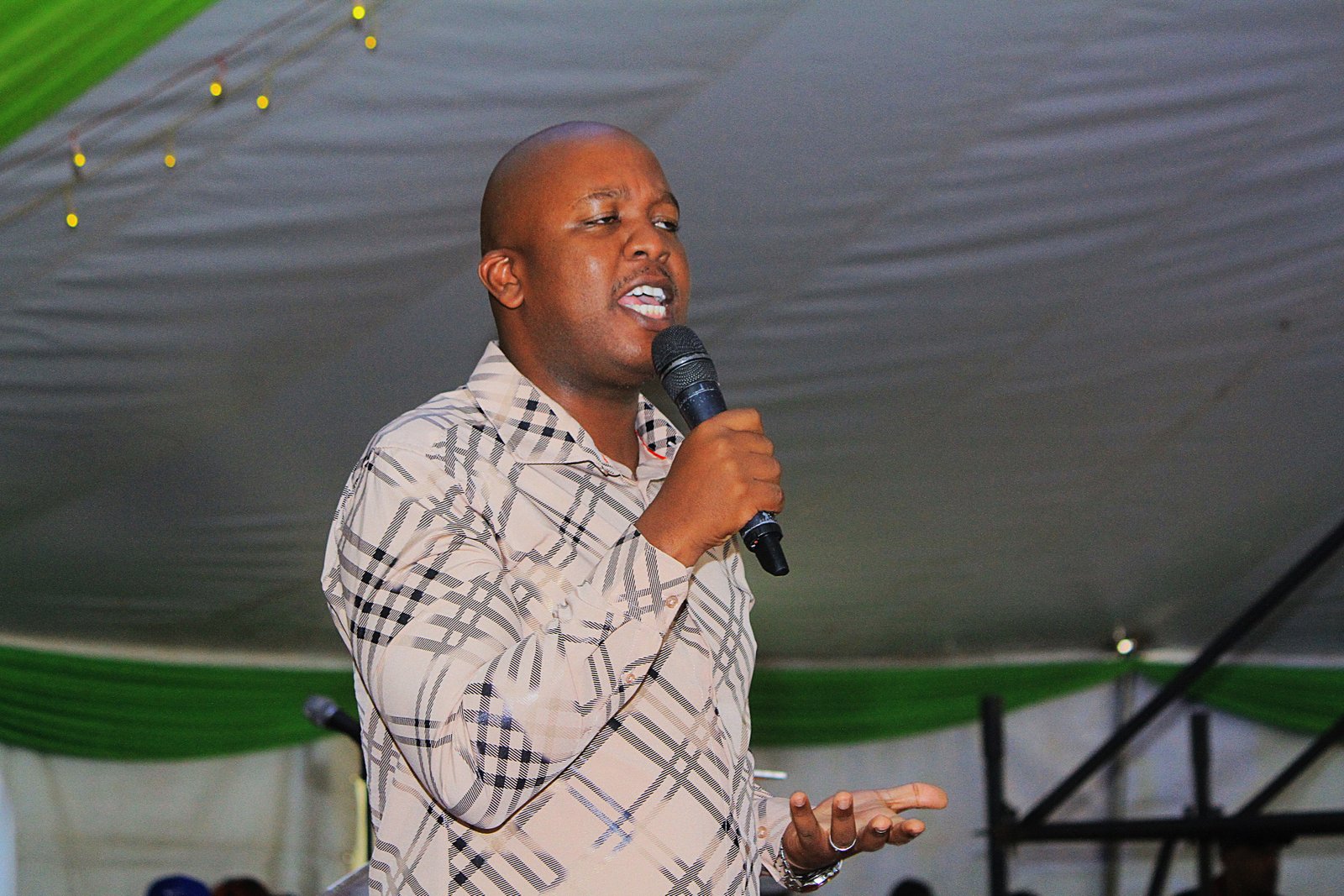 Mark Mwenje Muriithi - 14