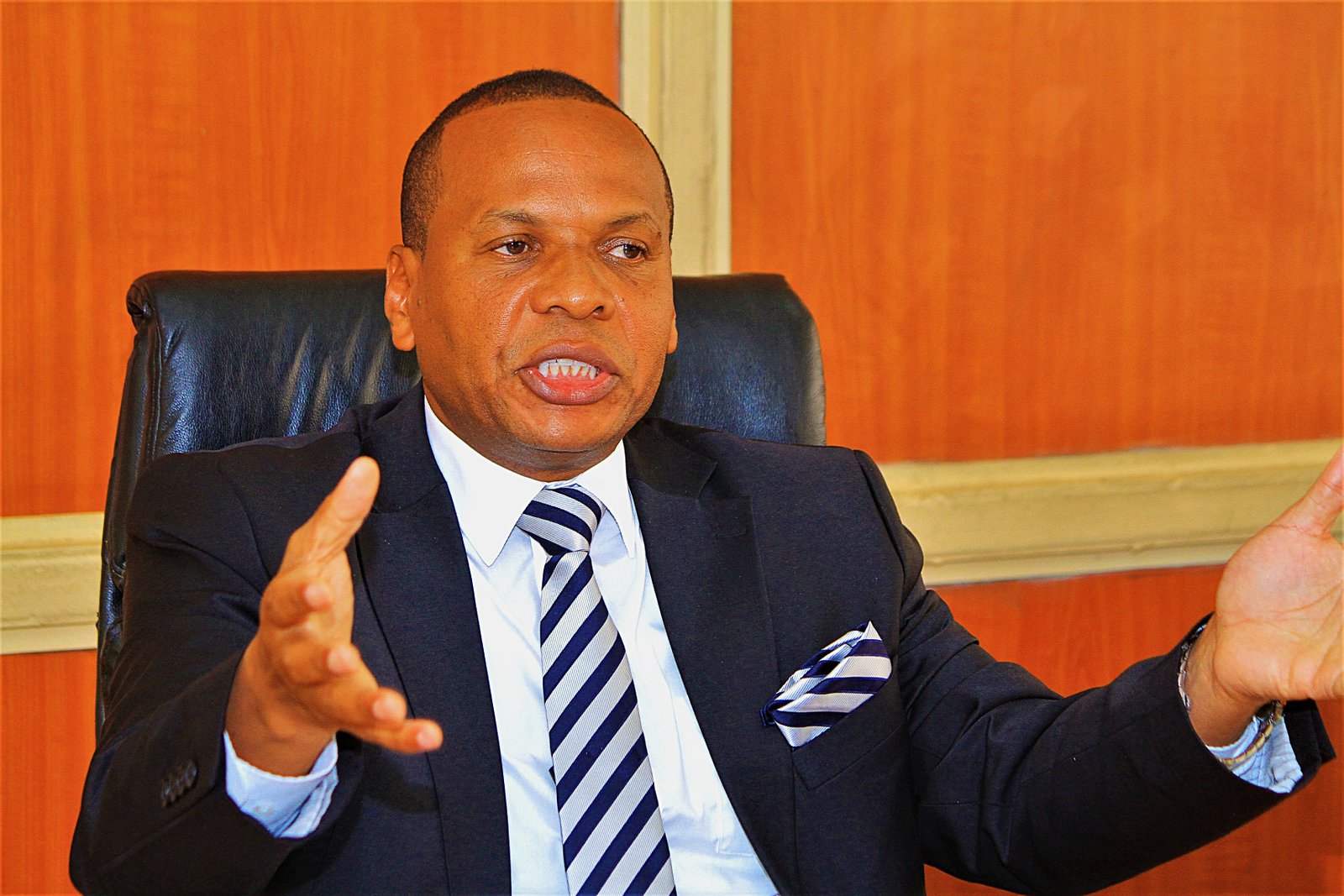 Danson Mungatana Buya - 12