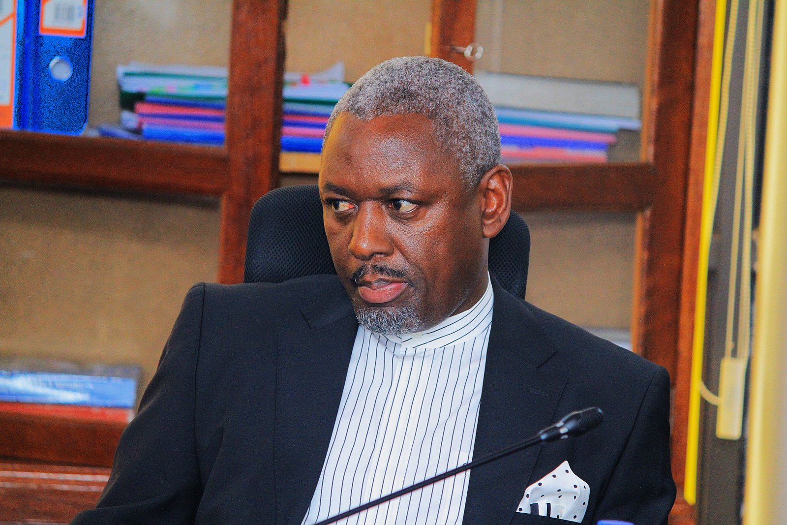 Otiende  Paul Amollo