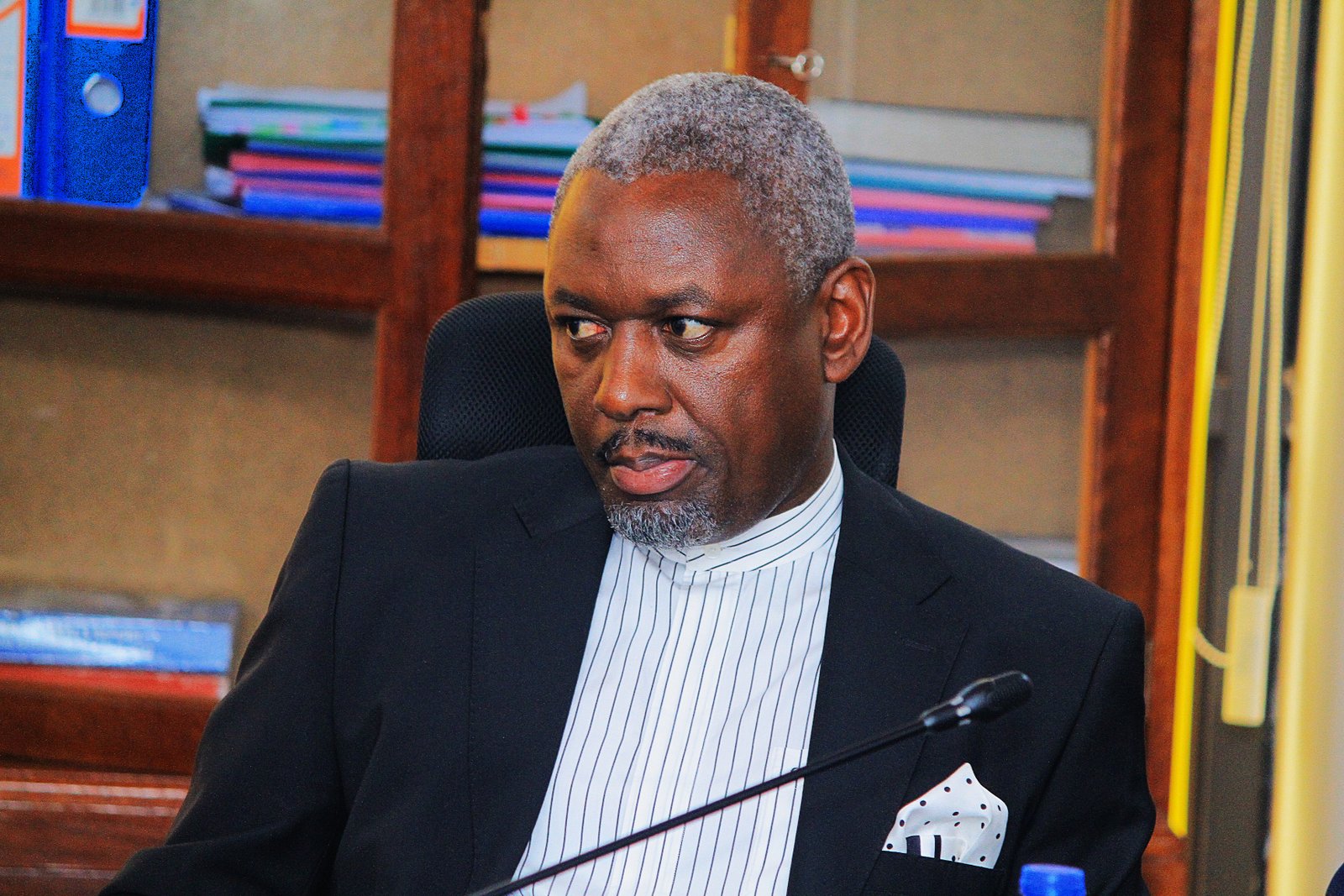 Otiende  Paul Amollo