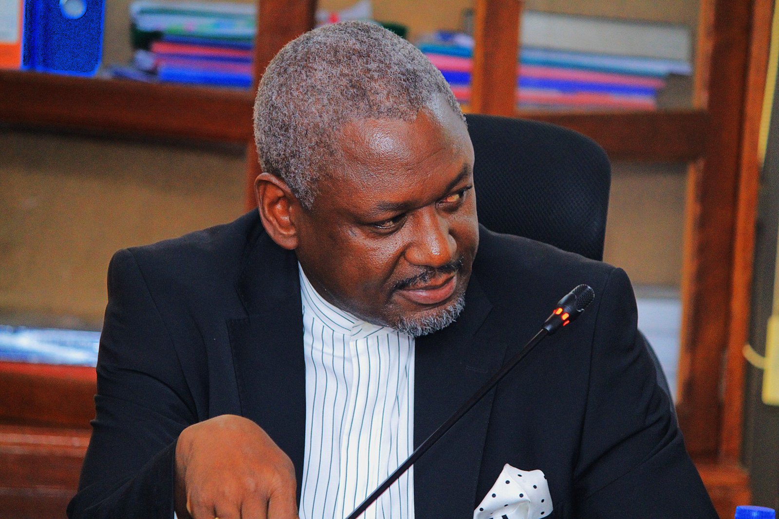 Otiende  Paul Amollo