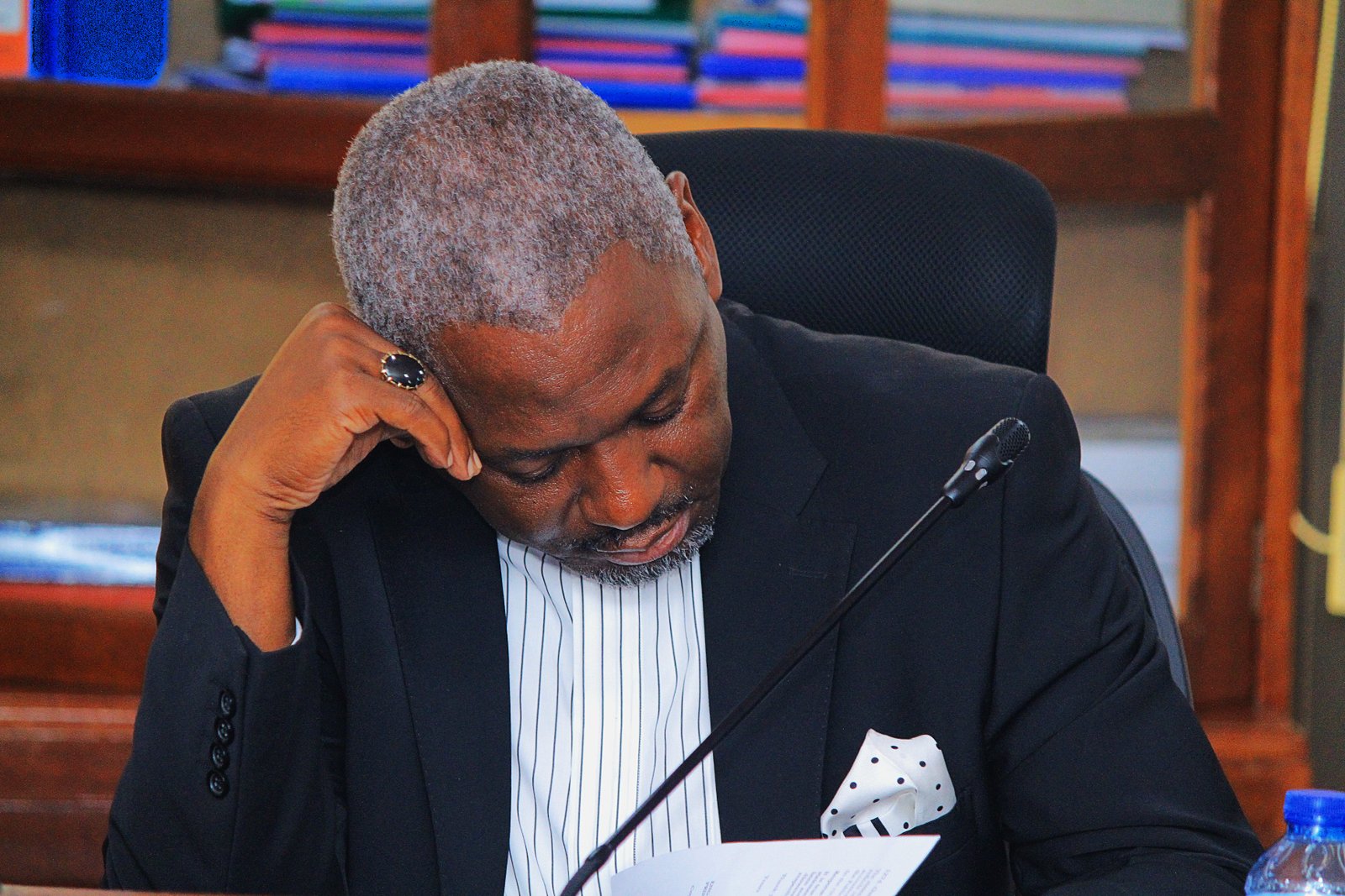 Otiende  Paul Amollo