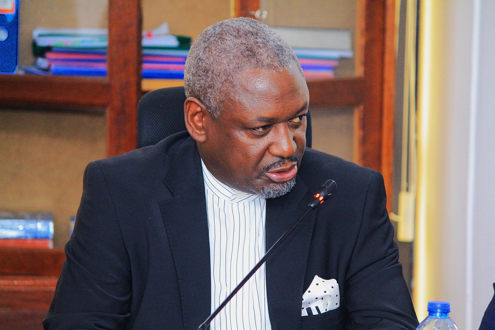 Otiende  Paul Amollo