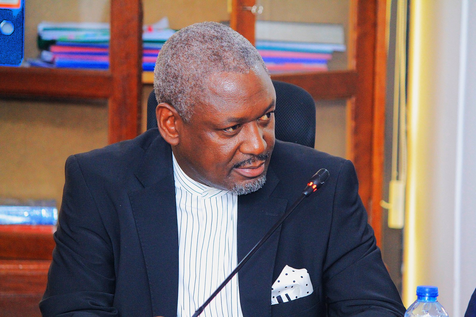 Otiende  Paul Amollo
