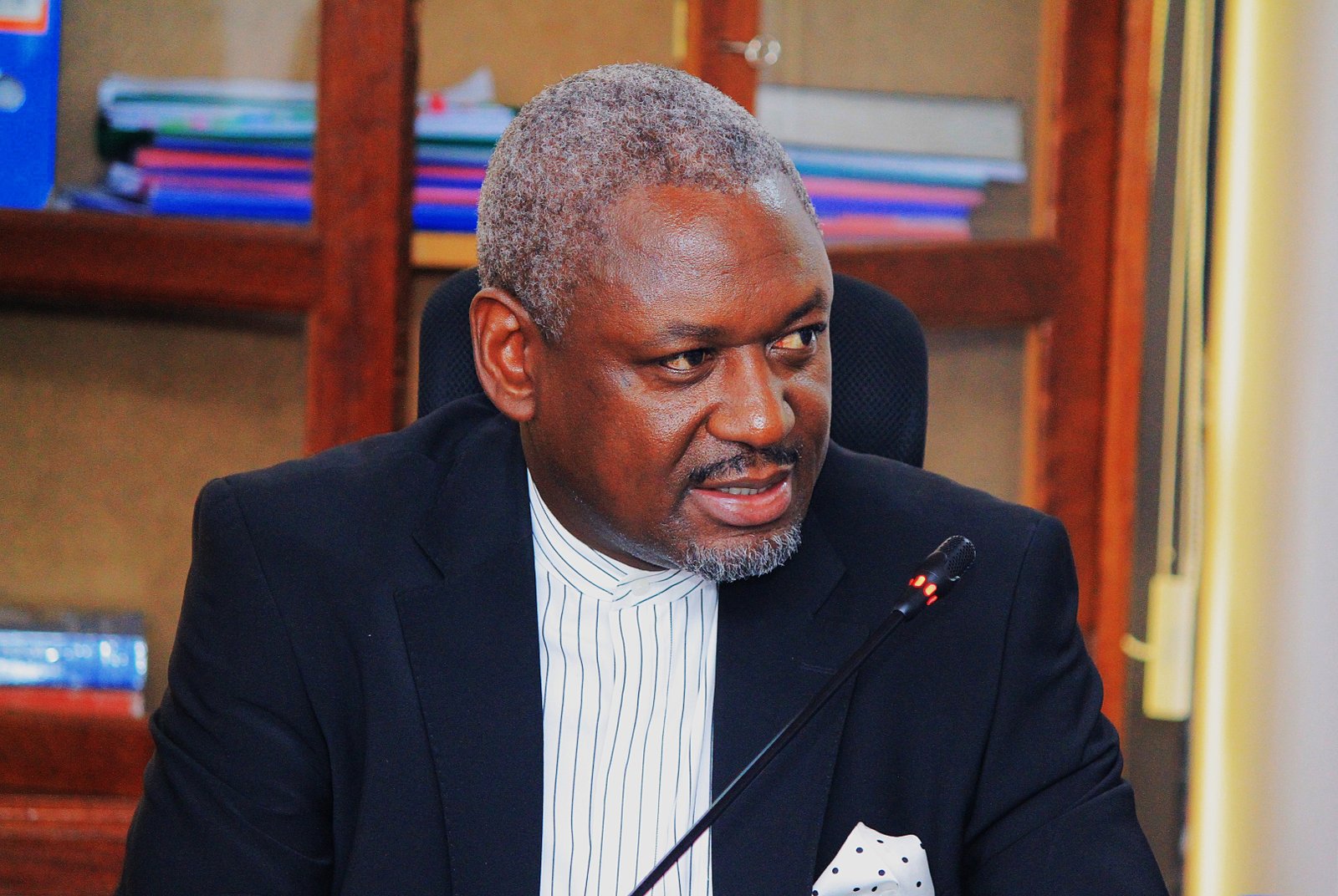 Otiende  Paul Amollo