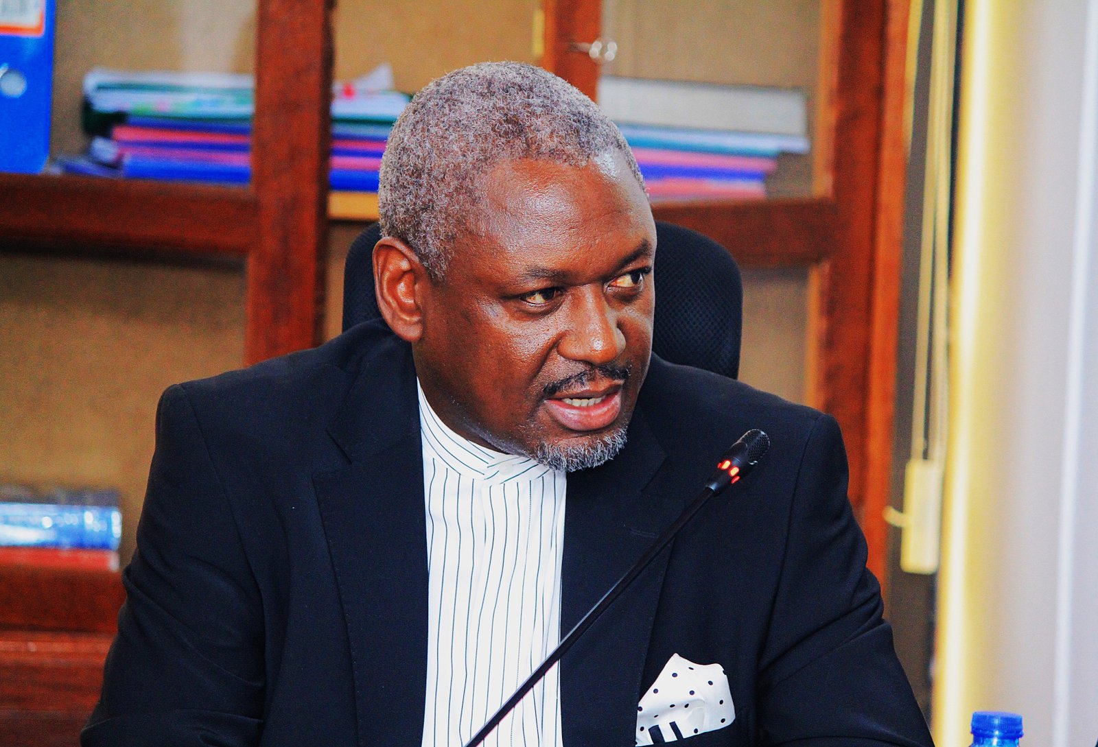 Otiende  Paul Amollo
