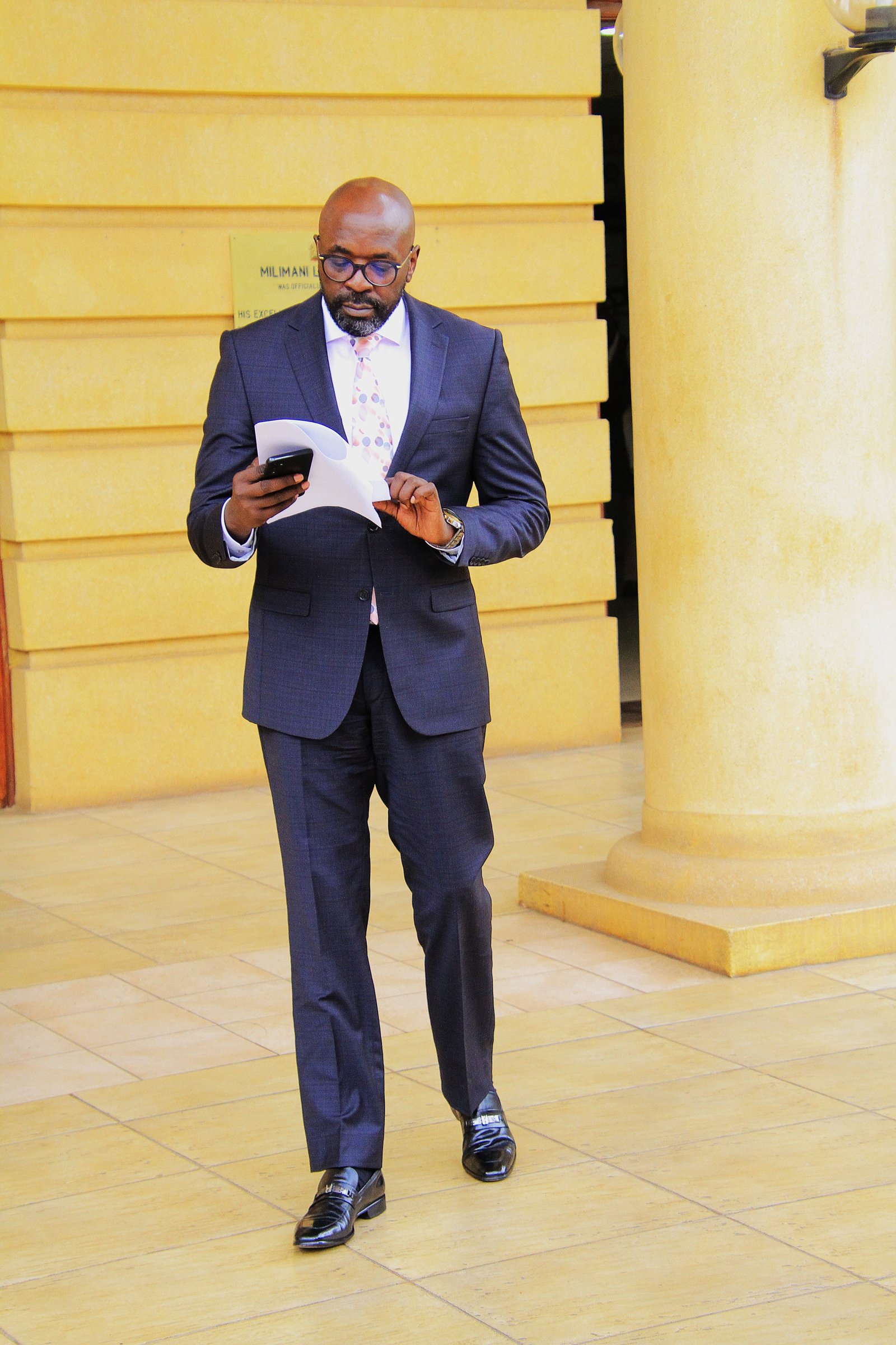 Cliff Ombeta