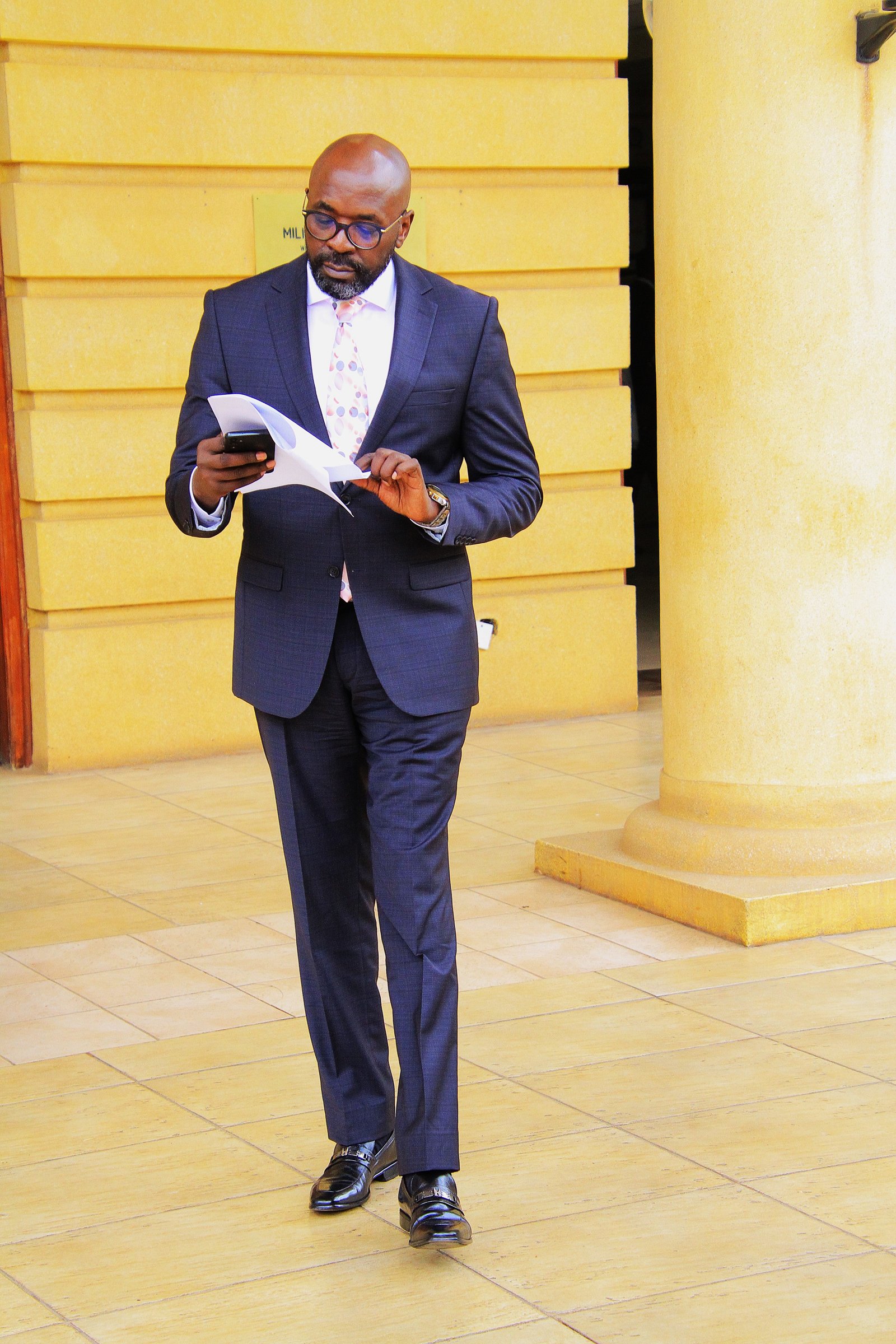 Cliff Ombeta