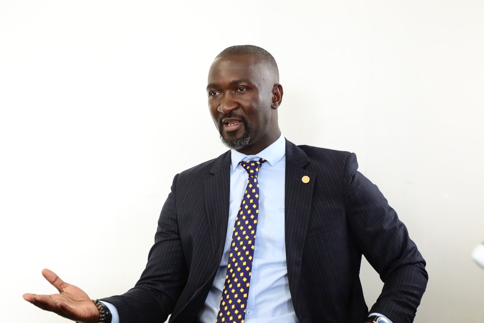 Dr. Maxwel Okoth